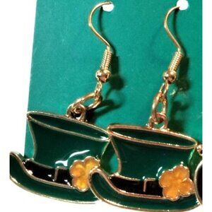 St Patricks Day Green Leprechaun Hat Dangle Earrings Clover Accents